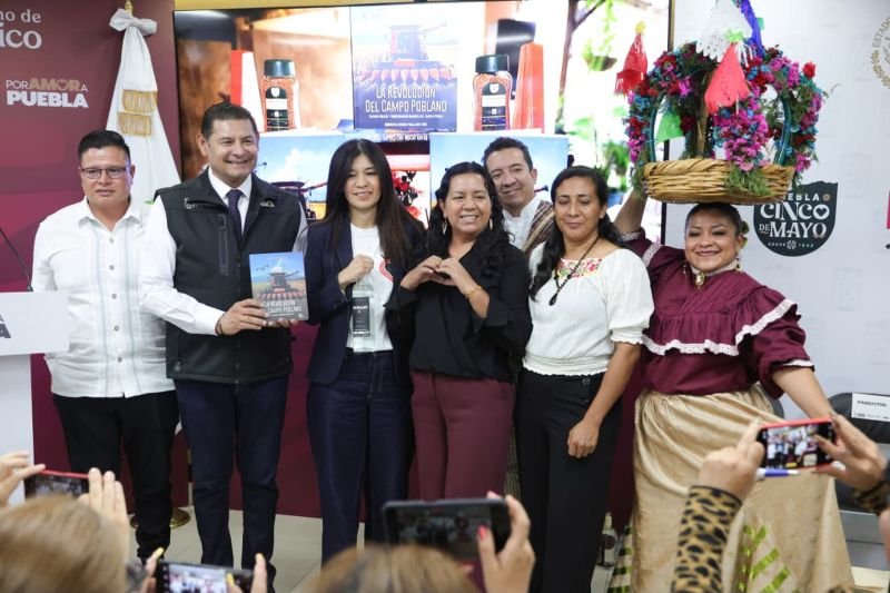 Agave poblano consolida liderazgo agroindustrial de Puebla en mercados mundiales: Gobierno