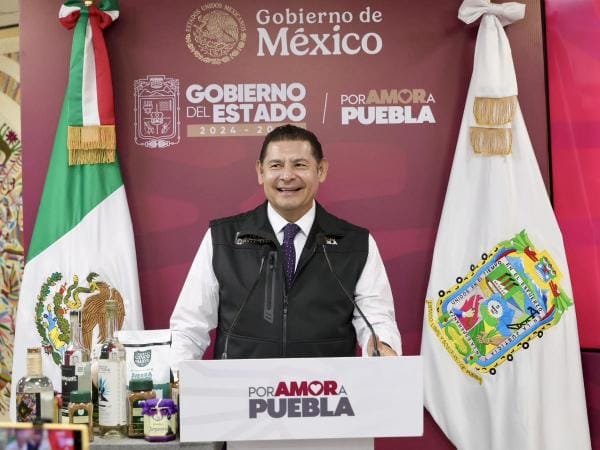 Gobierno estatal transforma eficiencia financiera en más obra para Puebla