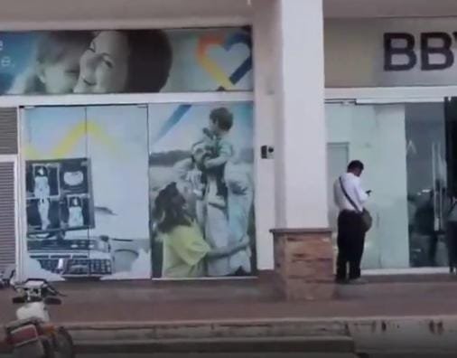 ​Roban 180 mil pesos a cuentahabiente en BBVA de Plaza San Diego