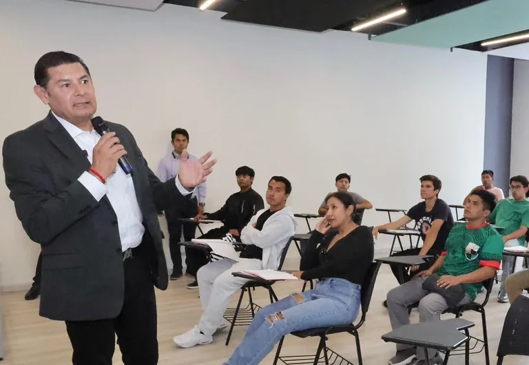 Universidad del Deporte, impulsa talento poblano: Alejandro Armenta