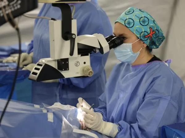 Hospitales itinerantes amplían atención médica y transforman vidas