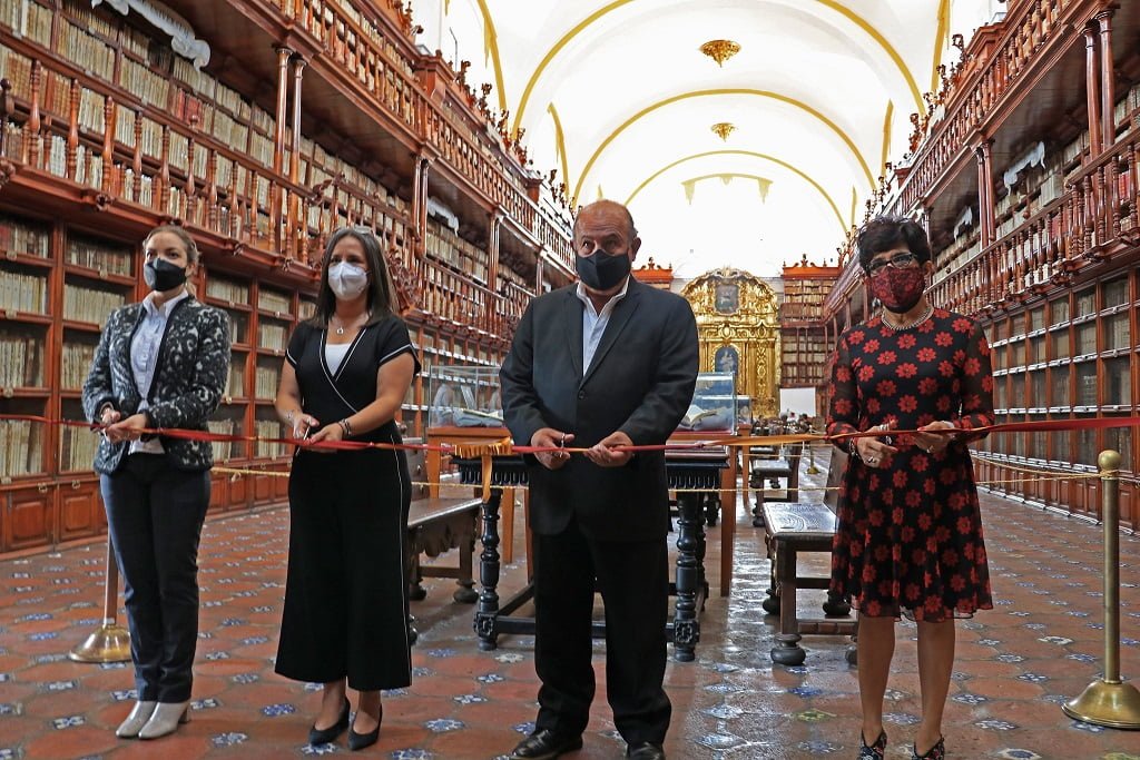 Con exposición, Cultura celebra el 375 Aniversario de la Biblioteca Palafoxiana