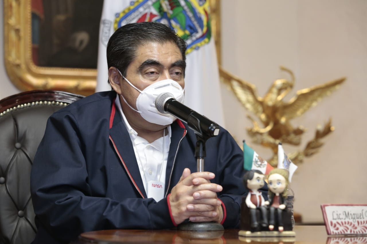 Acuerdo por la Democracia de AMLO se replicará con ediles en Puebla: Barbosa