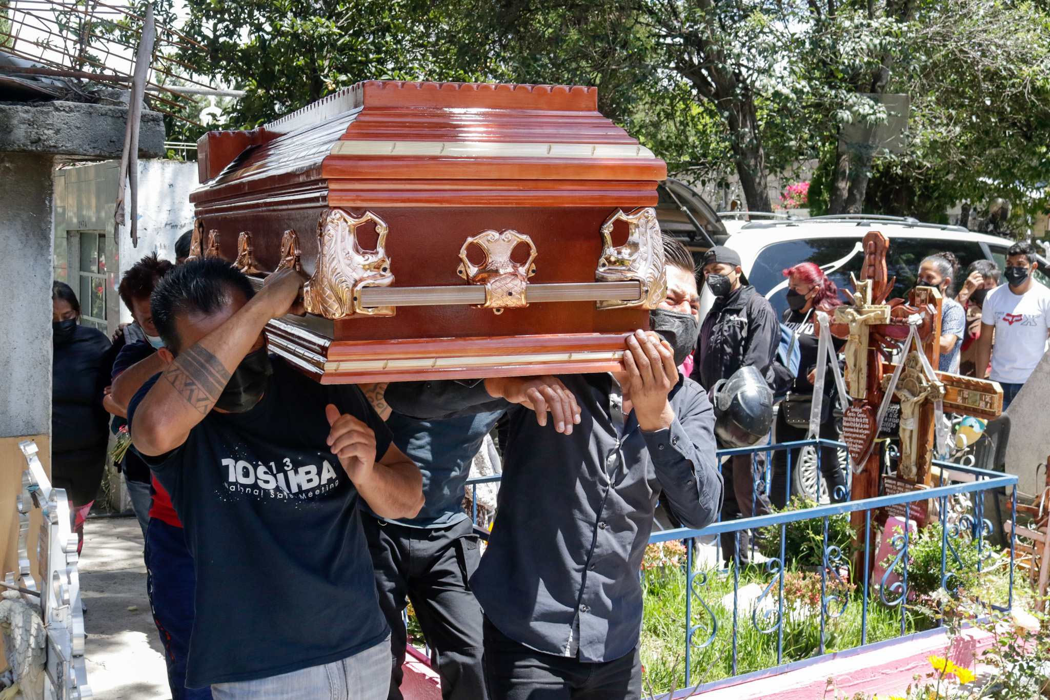Aumentan cremaciones y entierros en Puebla durante pandemia