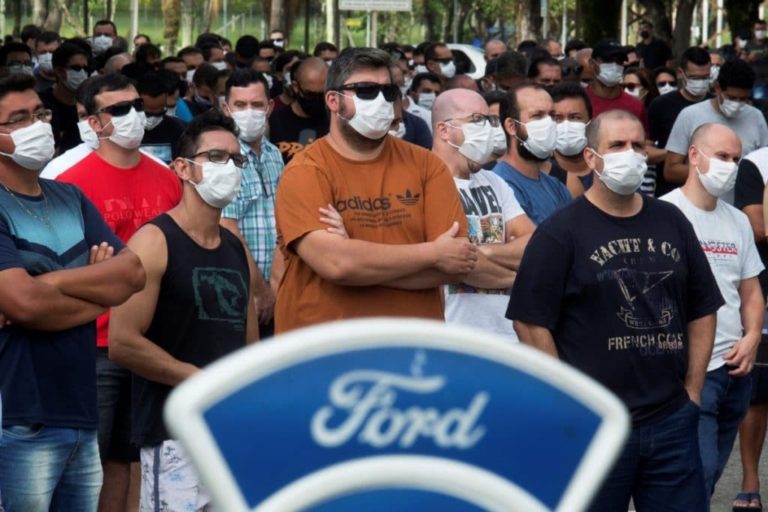 Ford cierra plantas en Brasil