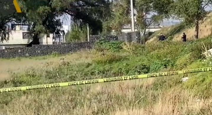 Hombre se quita la vida colgándose de un árbol en el Periférico Ecológico